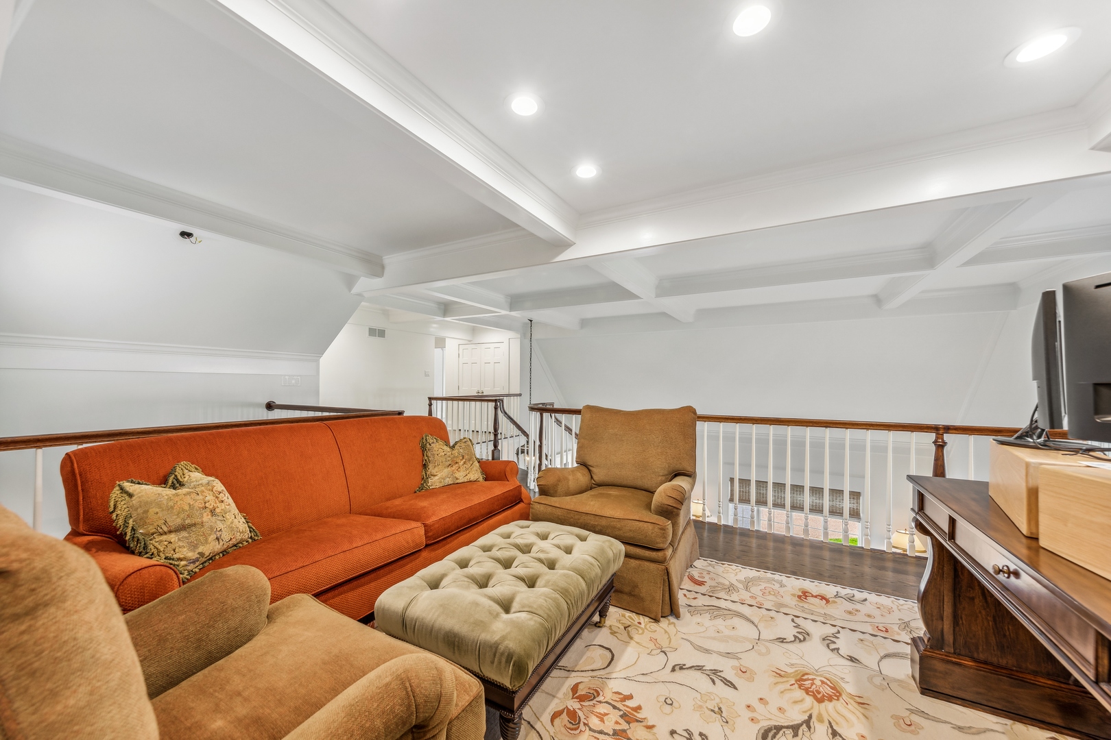 202 Burr Ridge Club Burr Ridge, IL 60527 - Photo 20 of 31 a blue couch sitting in a living room with a couch