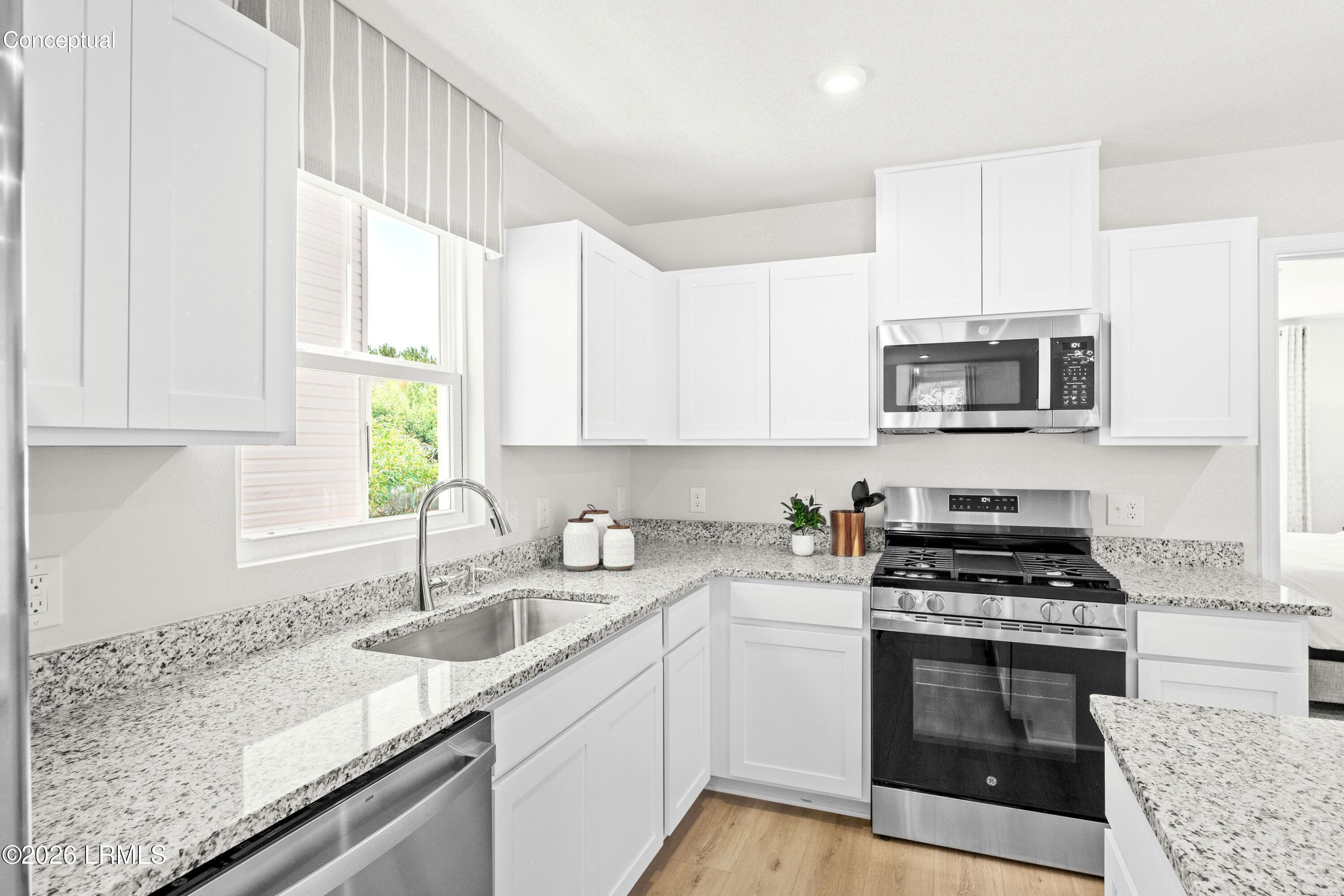 175 Castle Street Hardeeville, SC 29927 - Photo 13 of 21 MPO 516 1504 Pine Log Trail Interior 11