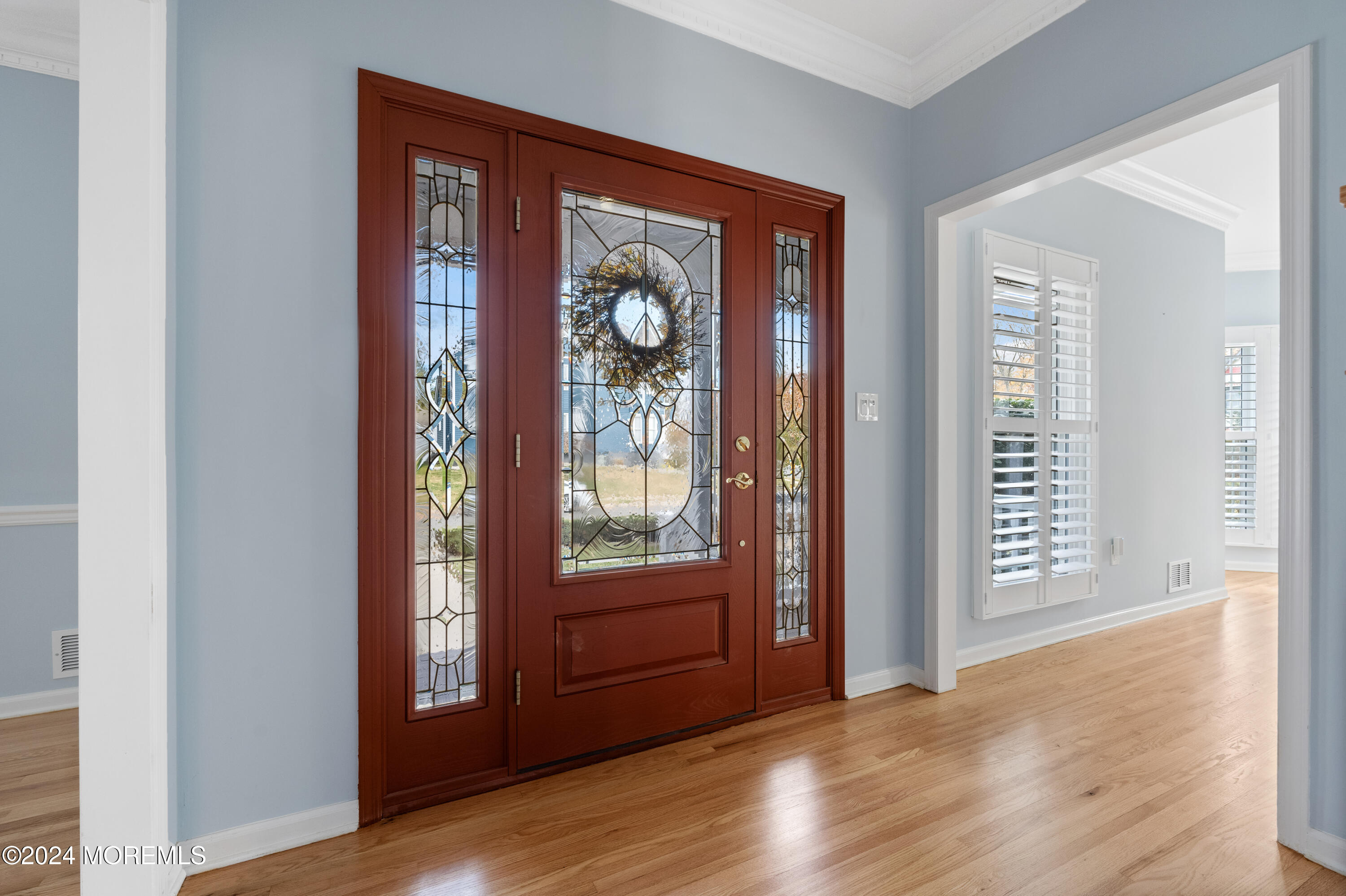 1 Sarah Court Matawan, NJ 07747 - Photo 4 of 48 Foyer
