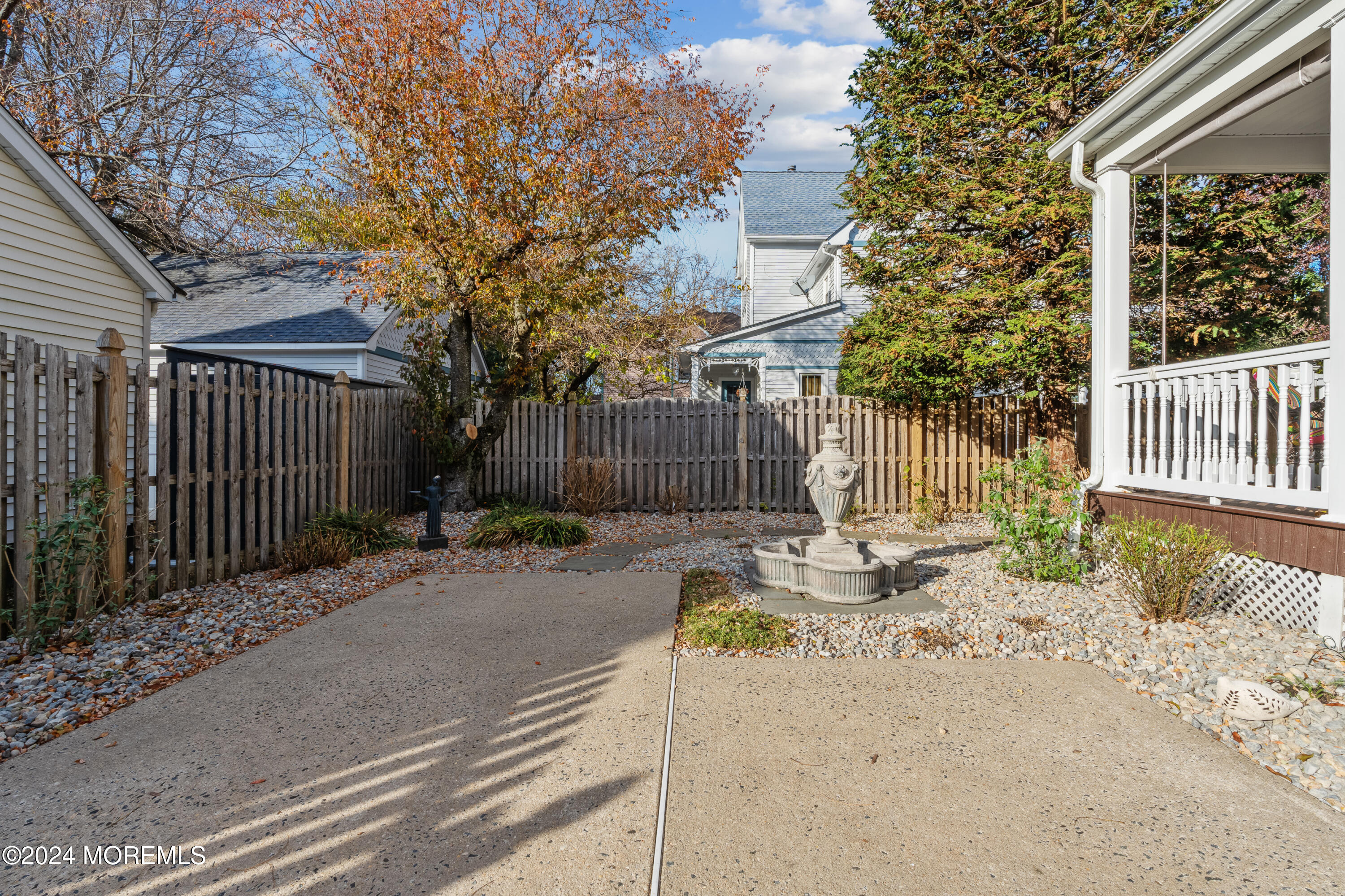 1 Sarah Court Matawan, NJ 07747 - Photo 43 of 48 Patio