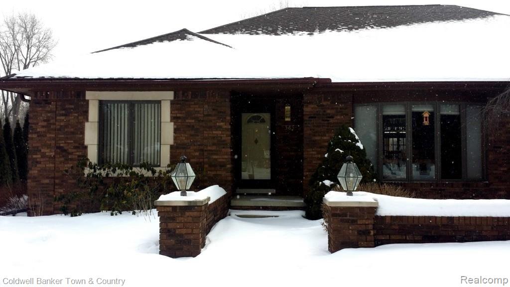 585 Shortridge Avenue Rochester Hills, MI 48307 - Photo 4 of 18