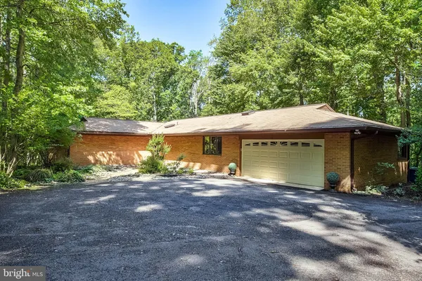 $1,350,000 | 2026 Hunter Mill Road, Vienna, VA 22181
