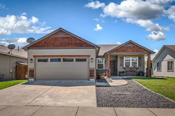 $409,500 | 17614 East 2nd Lane, Greenacres, WA 99016