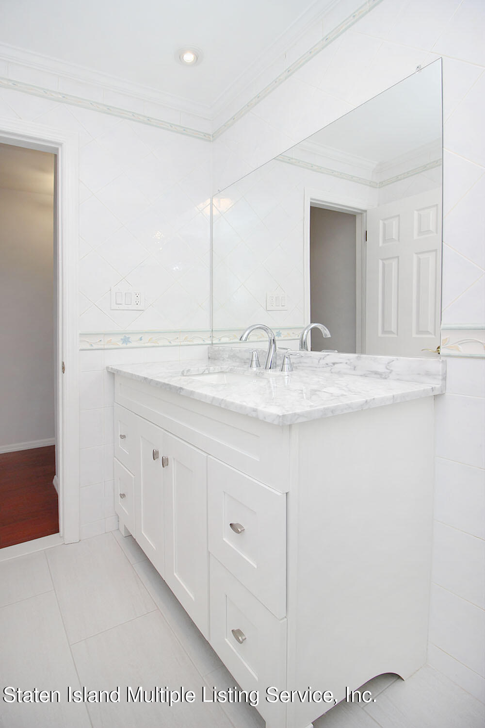 207 Willow Road East Staten Island, NY 10314 - Photo 23 of 41 IMG_3849