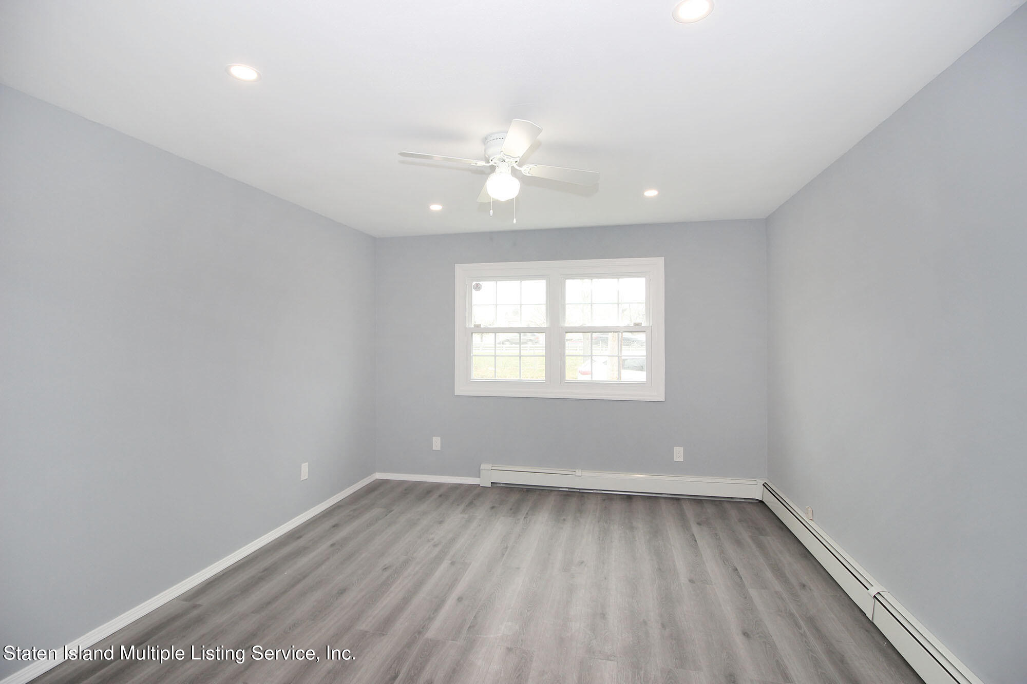 207 Willow Road East Staten Island, NY 10314 - Photo 29 of 41 IMG_3726