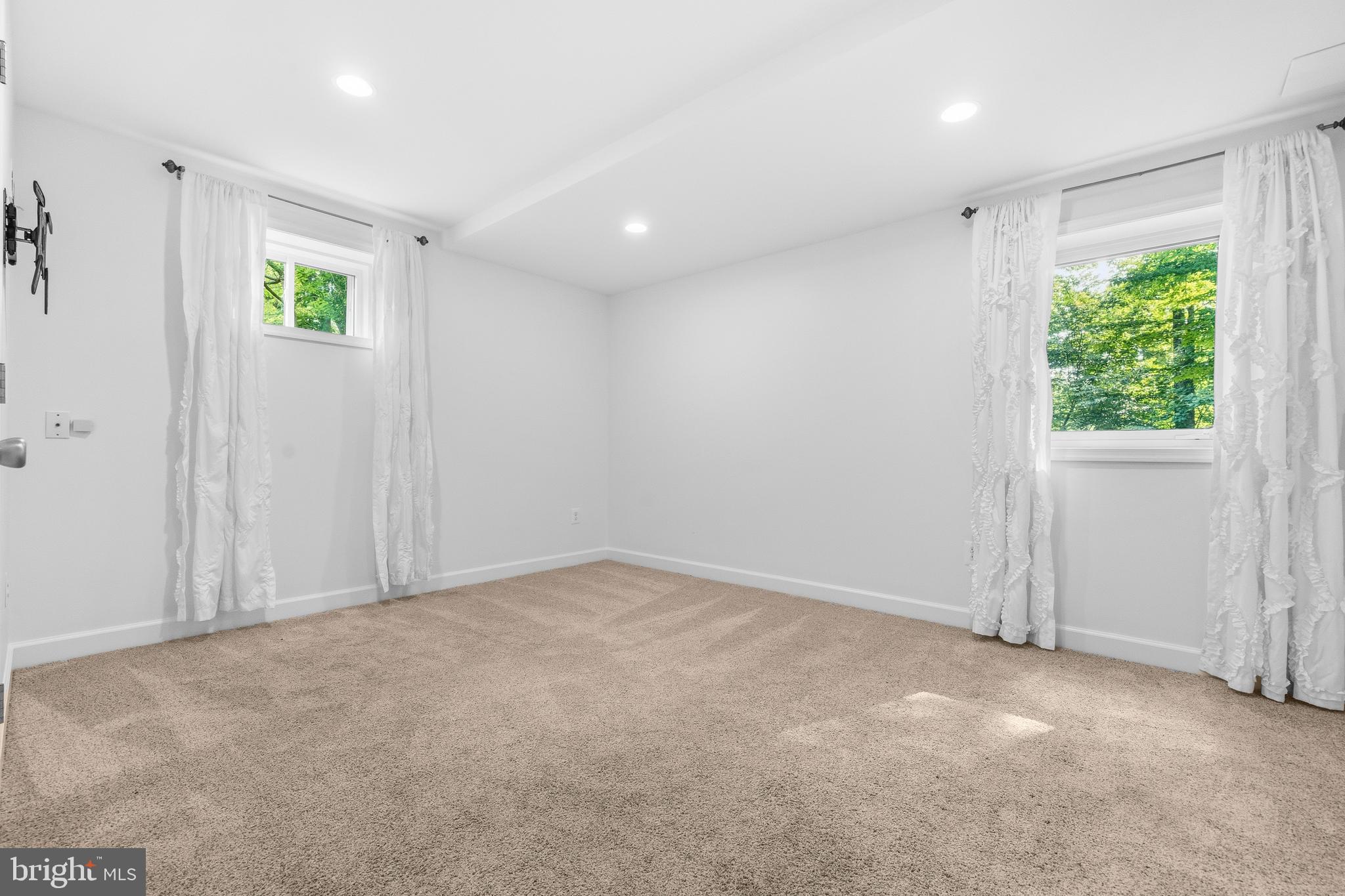 5313 Atlee Place Springfield, VA 22151 - Photo 41 of 63 Gallery Image 41