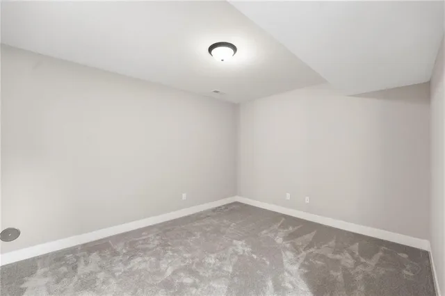 $375,000 | 507 Southwest Meadowood Drive, Grain Valley, MO 64029