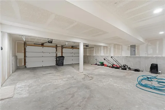 $375,000 | 507 Southwest Meadowood Drive, Grain Valley, MO 64029