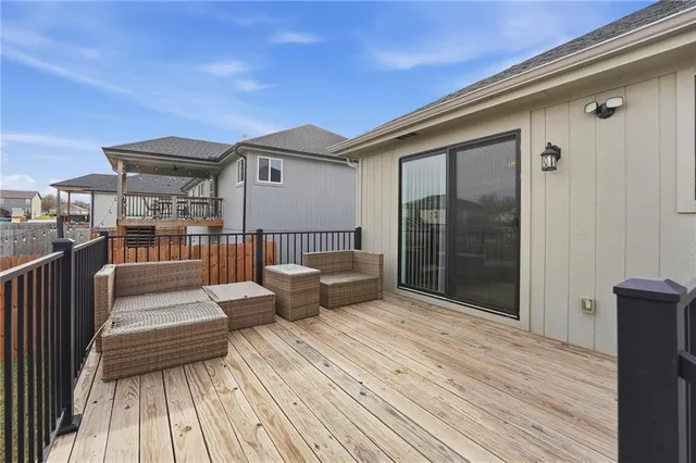 $375,000 | 507 Southwest Meadowood Drive, Grain Valley, MO 64029