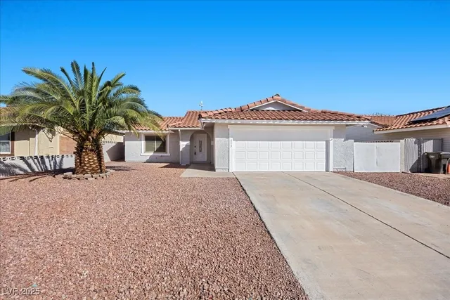 $399,000 | 413 McKenzie Drive, Henderson, NV 89015