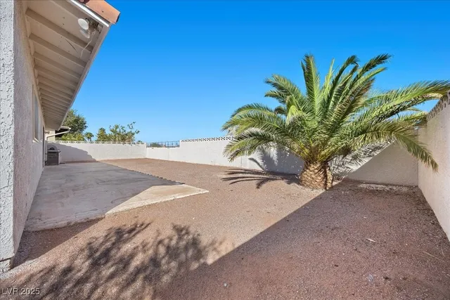 $399,000 | 413 McKenzie Drive, Henderson, NV 89015