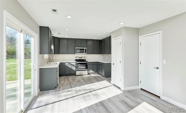 $309,900 | 28721 Woodland Heights Drive, Warrenton, MO 63383