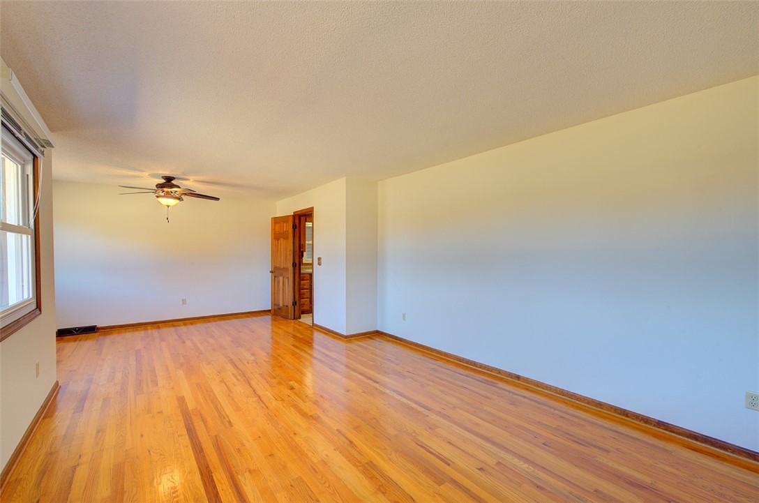 130 Raleighs Lane West Union, SC 29696 - Photo 7 of 47