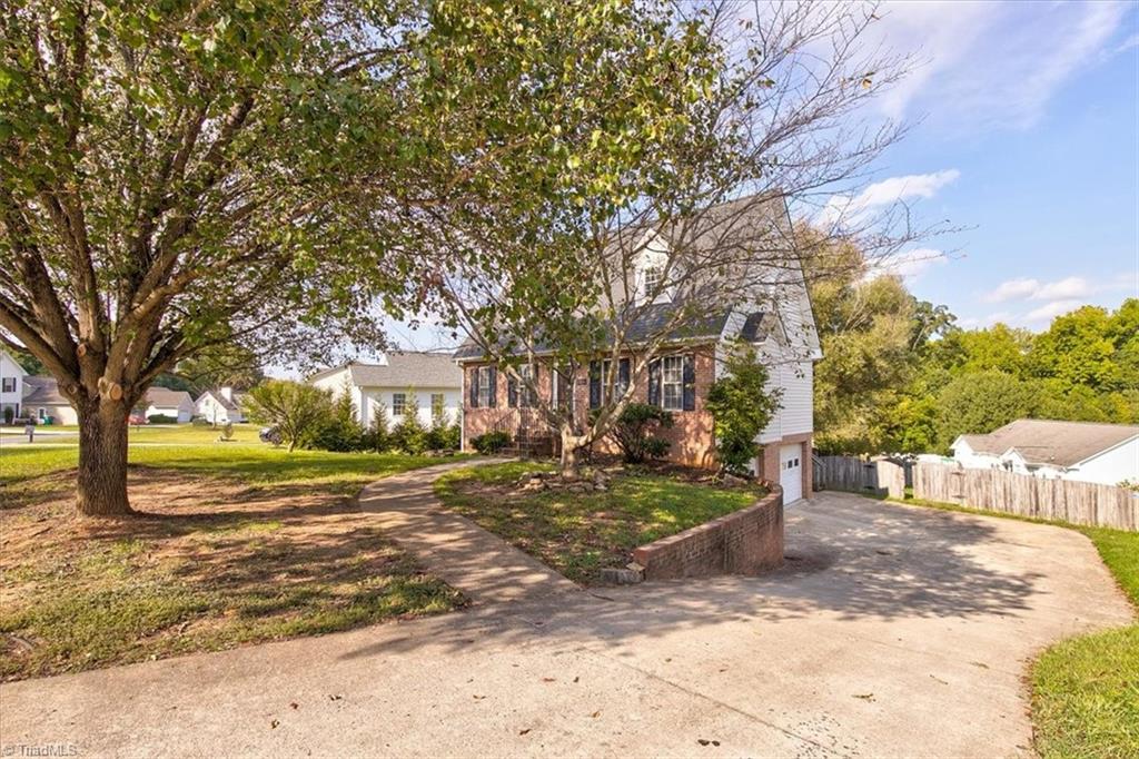 4965 Springhouse Farm Road Winston-Salem, NC 27107 - Photo 2 of 33 Gallery Image 2