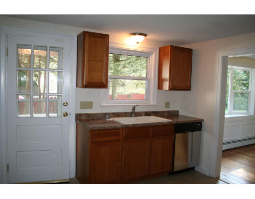 8 Merrill Road Wilbraham, MA 01095 - Photo 5 of 15 Gallery Image 5