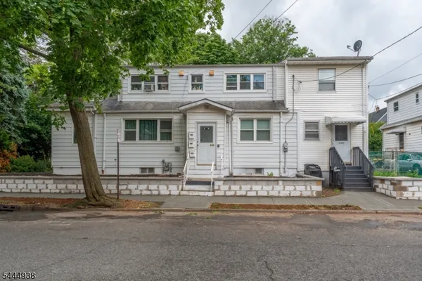 $899,900 | 434 Richmond Street, Elizabeth, NJ 07202
