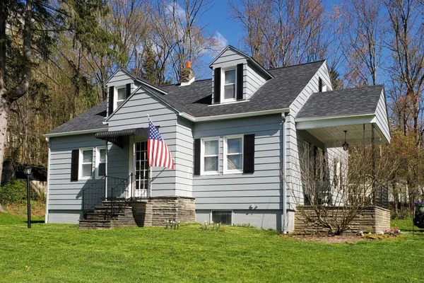$249,900 | 905 Rochester/1001 Irving Street, Endicott, NY 13760