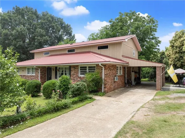 $405,000 | 157 Glendale Heights, Winterville, GA 30683