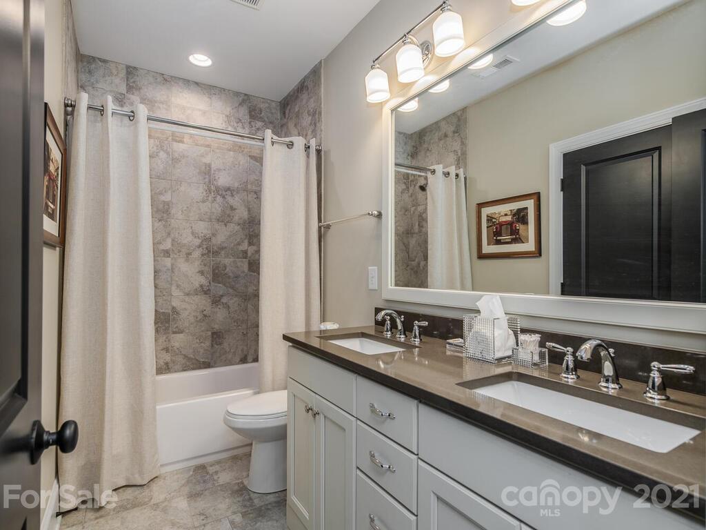 2168 Tatton Hall Road Fort Mill, SC 29715 - Photo 28 of 45 Gallery Image 28