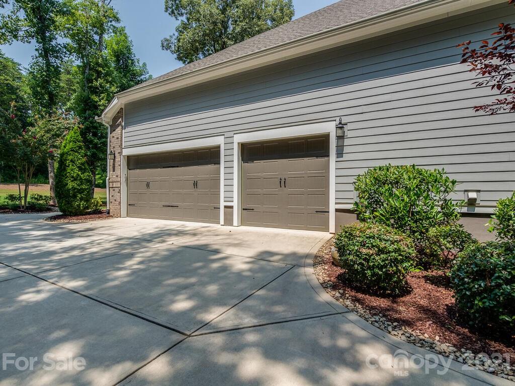 2168 Tatton Hall Road Fort Mill, SC 29715 - Photo 36 of 45 Gallery Image 36