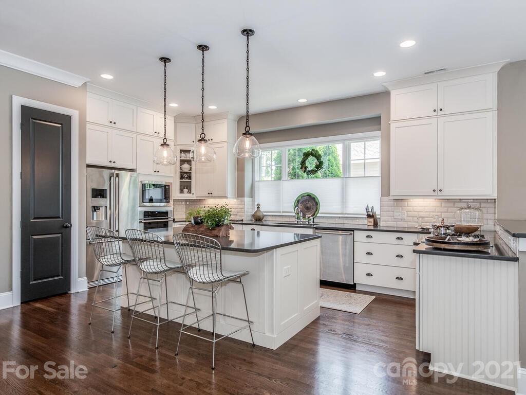 2168 Tatton Hall Road Fort Mill, SC 29715 - Photo 8 of 45 Gallery Image 8