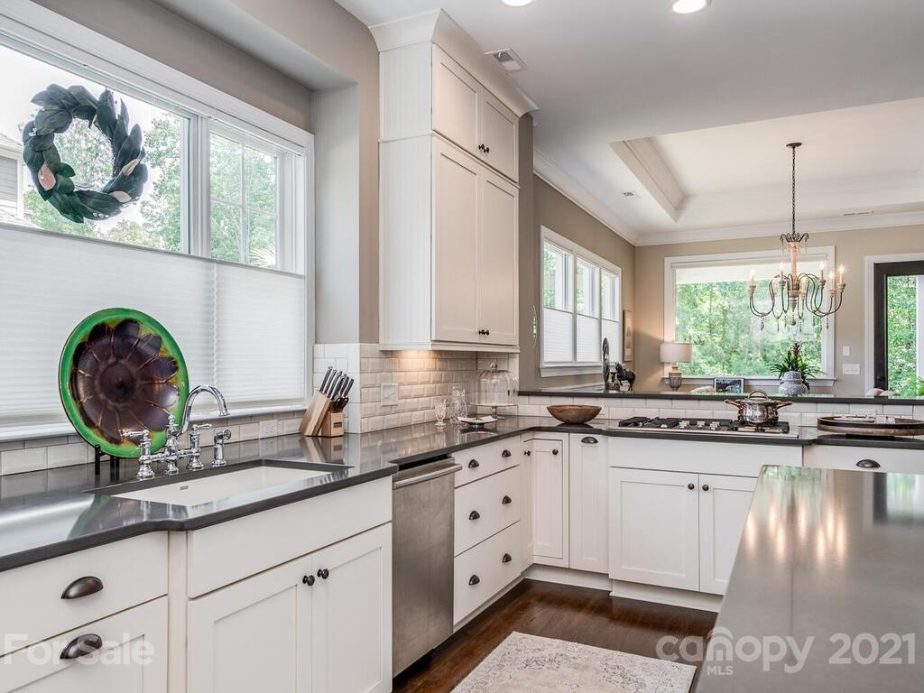 2168 Tatton Hall Road Fort Mill, SC 29715 - Photo 10 of 45 Gallery Image 10