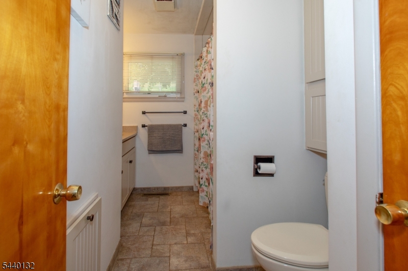 29 Clove Road Wantage, NJ 07461 - Photo 18 of 24 Gallery Image 18