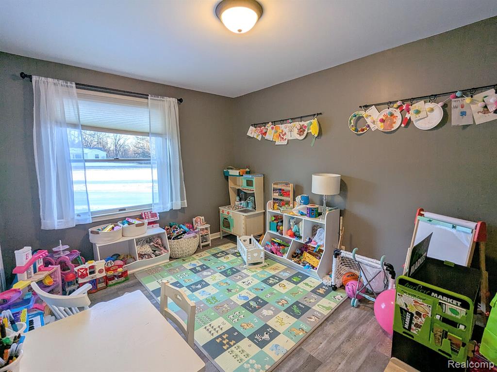 12207 Linden Road Linden, MI 48451 - Photo 22 of 54