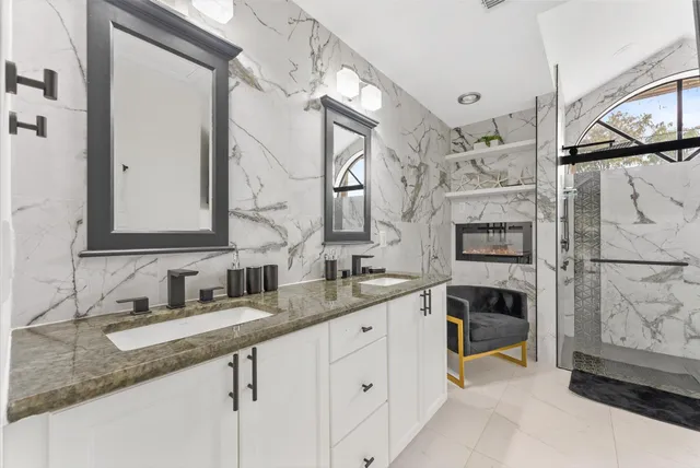 a view of an entryway