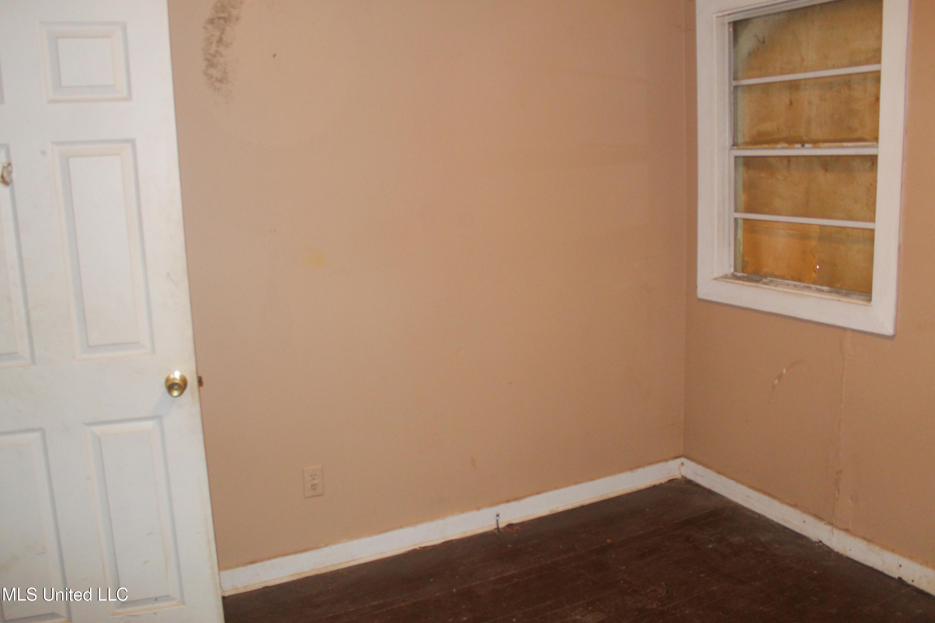 3123 Cold Springs Road Sardis, MS 38666 - Photo 15 of 19 IMG_1603