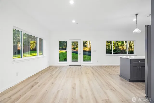 $725,000 | 6925 Schweitzer Place Southwest, Port Orchard, WA 98367