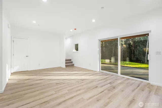 $725,000 | 6925 Schweitzer Place Southwest, Port Orchard, WA 98367