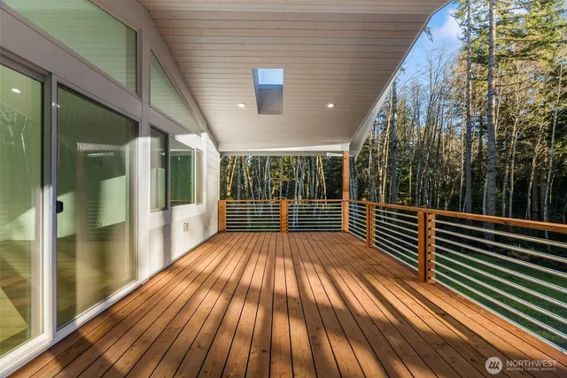 $725,000 | 6925 Schweitzer Place Southwest, Port Orchard, WA 98367