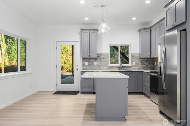 $725,000 | 6925 Schweitzer Place Southwest, Port Orchard, WA 98367