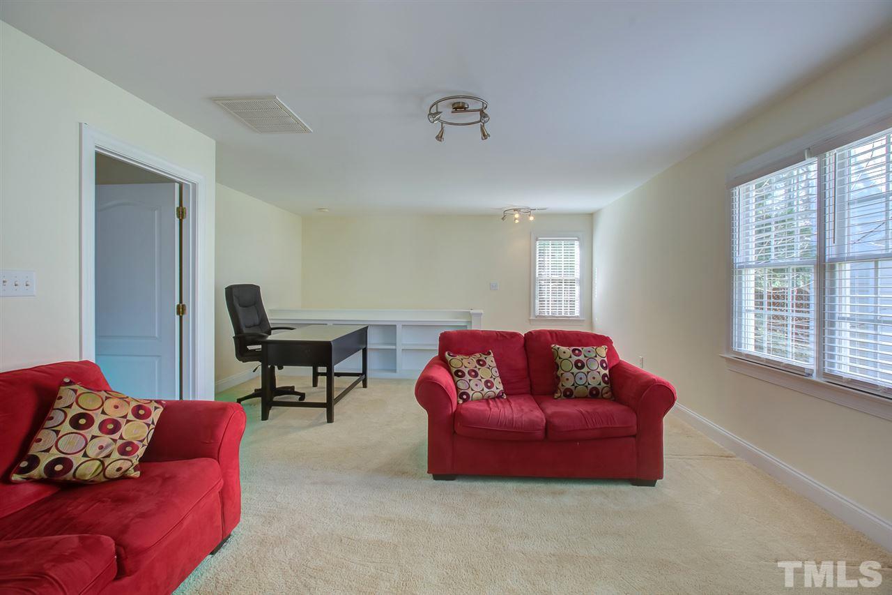 4007 Grayson Ridge Court Raleigh, NC 27613 - Photo 17 of 25 Gallery Image 17