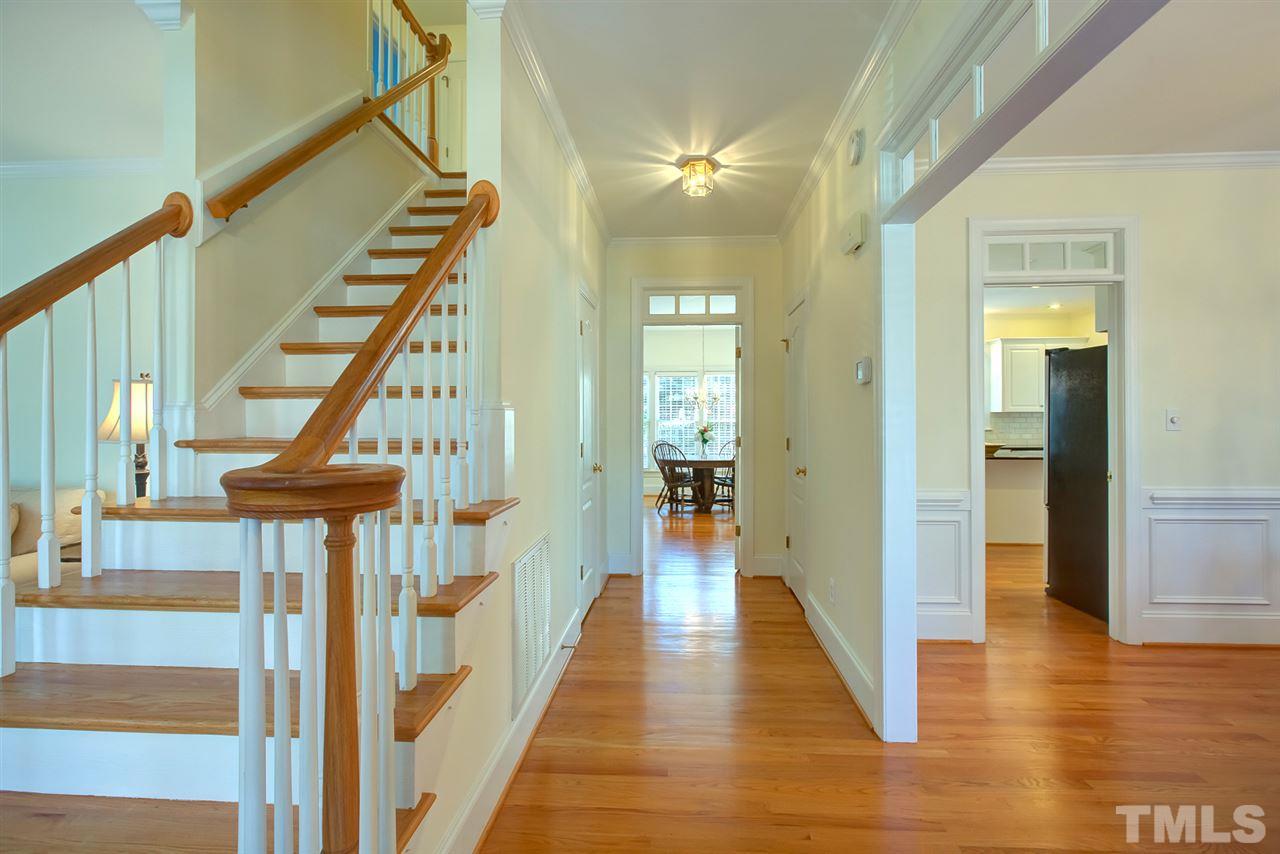 4007 Grayson Ridge Court Raleigh, NC 27613 - Photo 3 of 25 Gallery Image 3