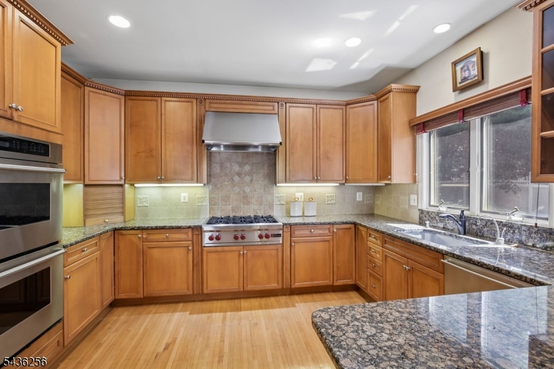 8 Harper Street West Orange, NJ 07052 - Photo 16 of 42