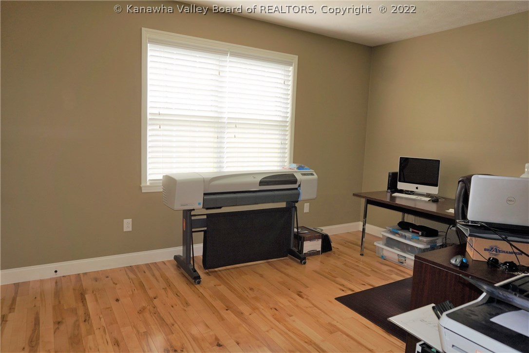 135 Killarney Road Winfield, WV 25213 - Photo 14 of 28 Gallery Image 14