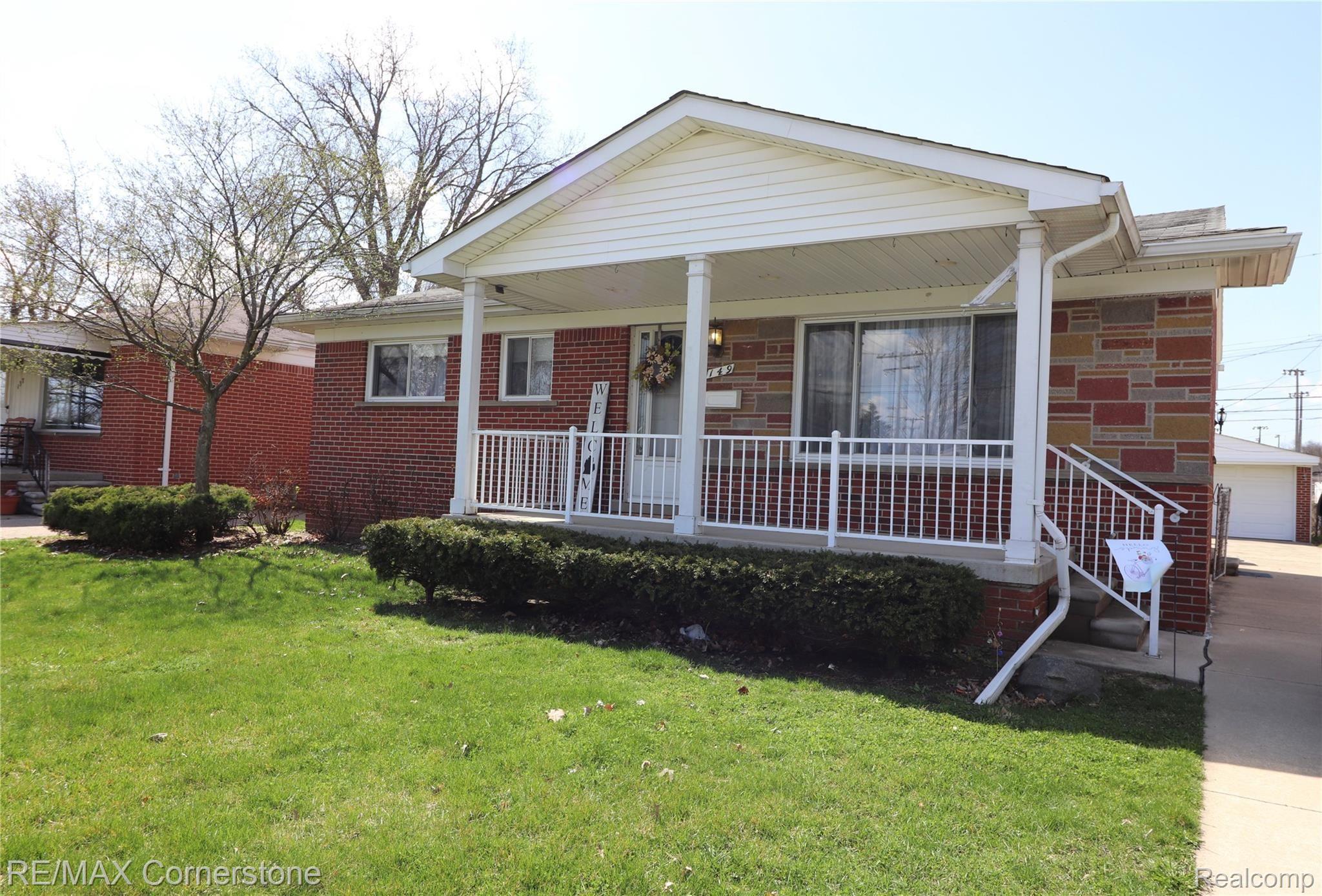 149 Henry Ruff Road Garden City, MI 48135 - Photo 2 of 27 Street view