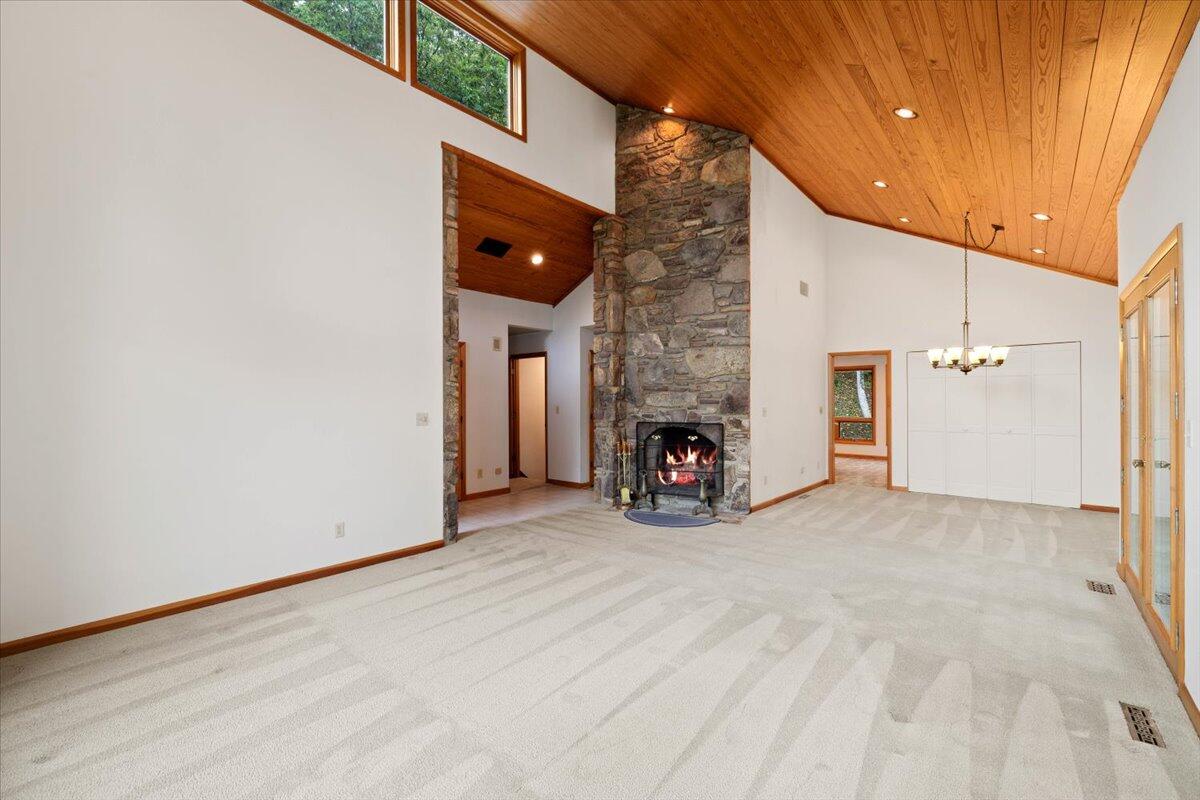 701 Bishop Road Blacksburg, VA 24060 - Photo 17 of 110 T