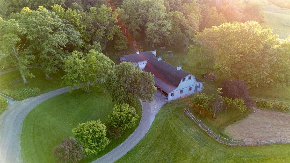 701 Bishop Road Blacksburg, VA 24060 - Photo 4 of 110 D