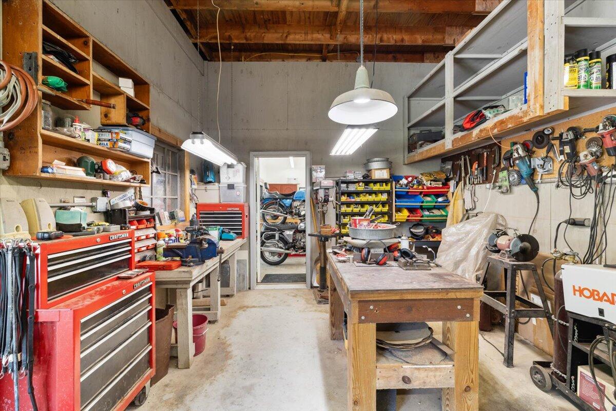 701 Bishop Road Blacksburg, VA 24060 - Photo 61 of 110 Z38