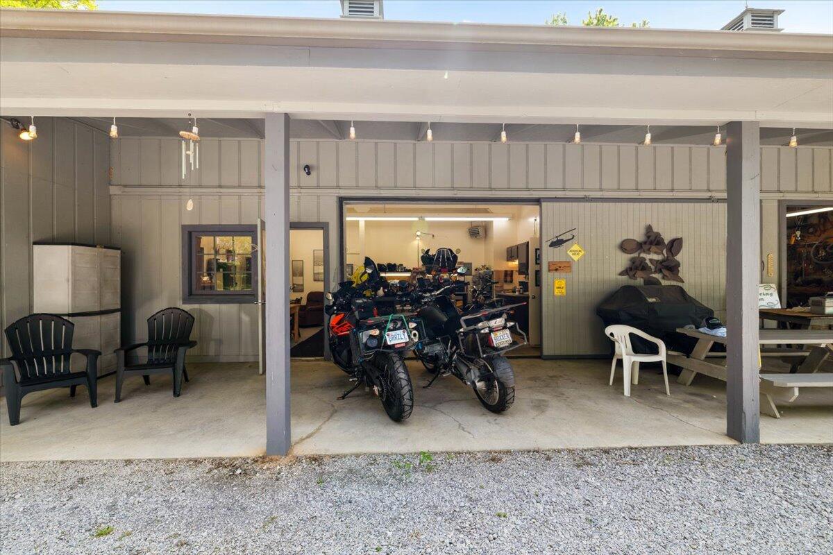 701 Bishop Road Blacksburg, VA 24060 - Photo 71 of 110 Z48