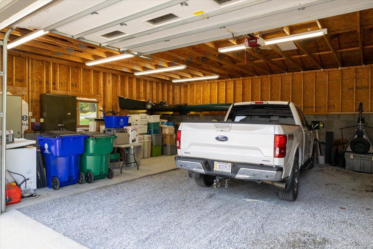 701 Bishop Road Blacksburg, VA 24060 - Photo 74 of 110 Z51