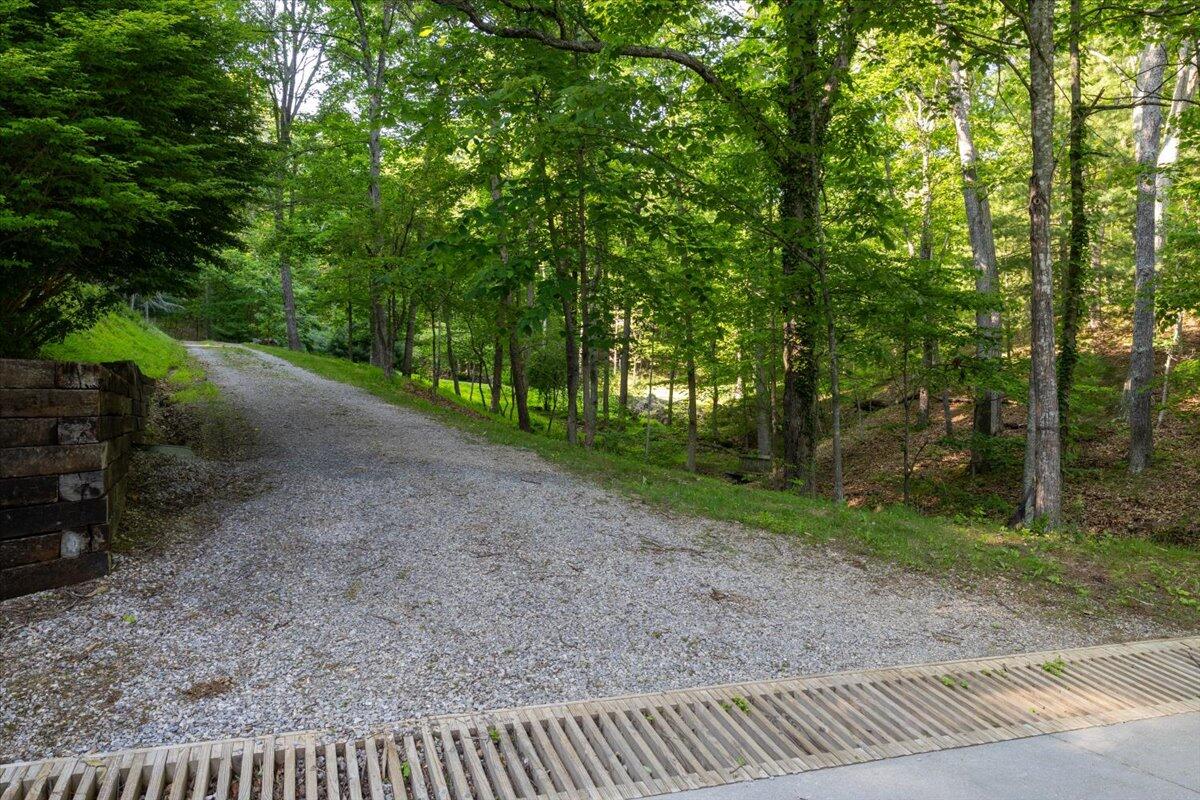 701 Bishop Road Blacksburg, VA 24060 - Photo 98 of 110 Z75