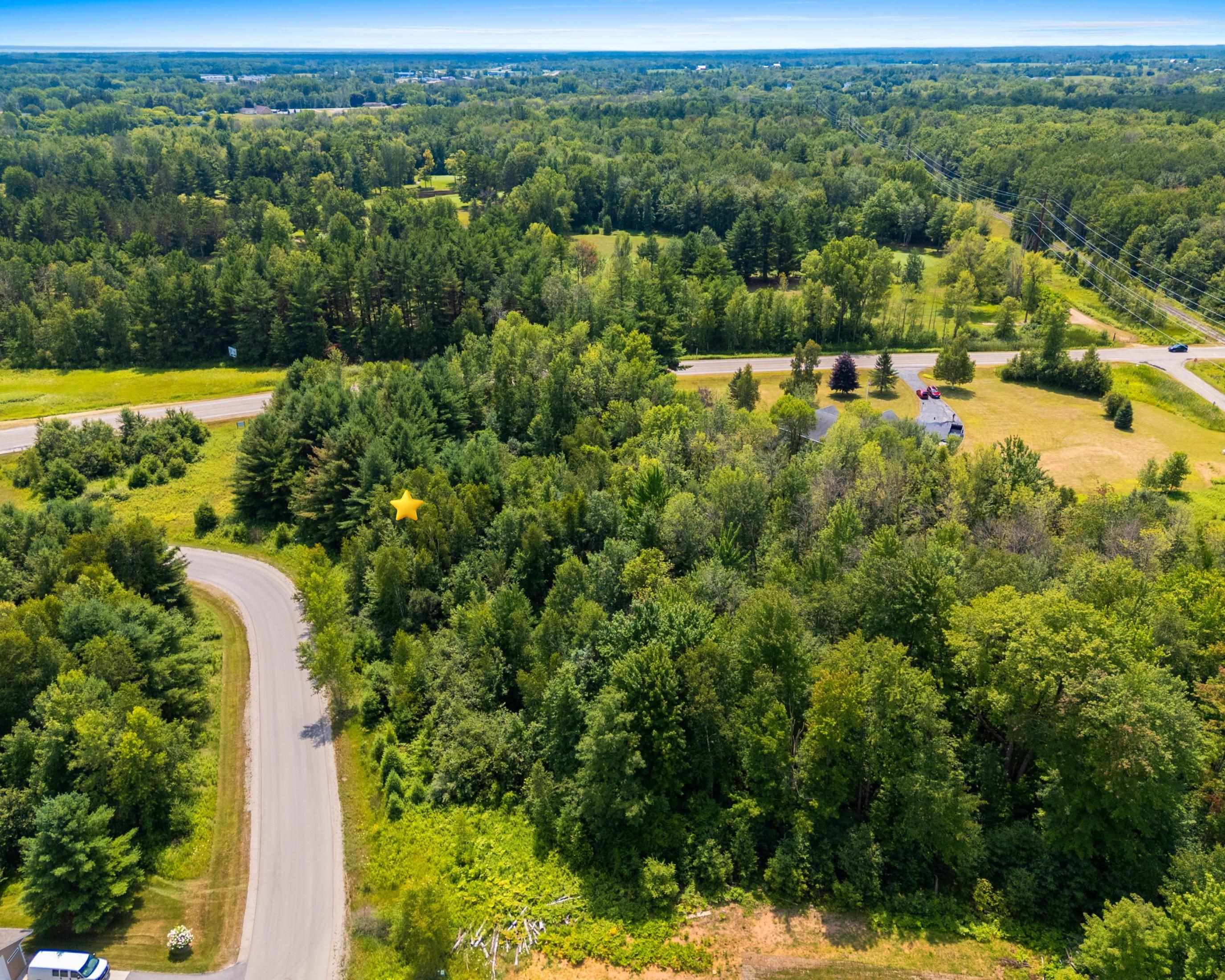 Alpha Lane, Unit 4 Abrams, WI 54101 - Photo 5 of 12 Gallery Image 5