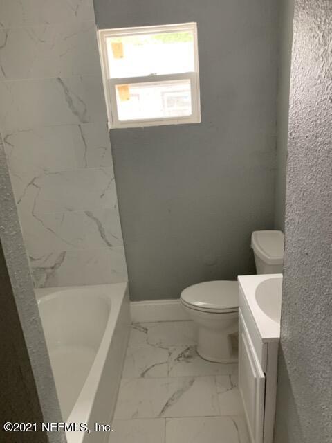 Full Bath