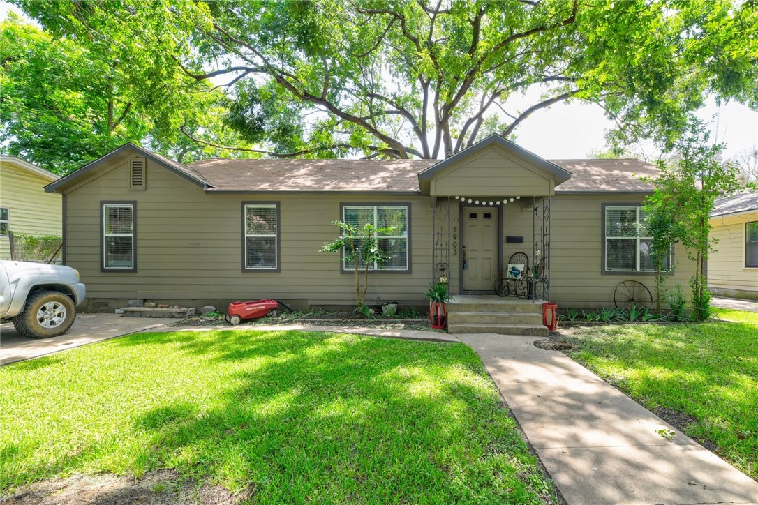 1903 South Main Street Georgetown, TX 78626 - Photo 1 of 1
