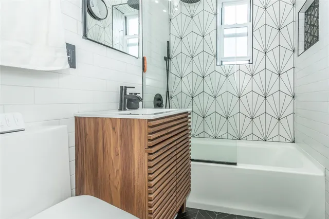 $319,000 | 30-47 Hobart Street, Unit 6 | Woodside