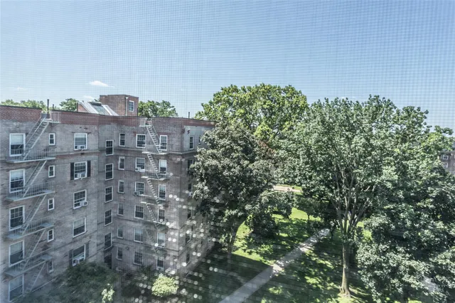 $319,000 | 30-47 Hobart Street, Unit 6 | Woodside